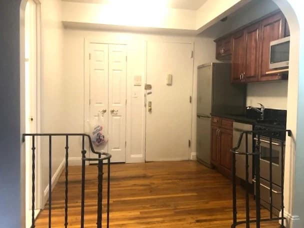487 West End Avenue, photo 3