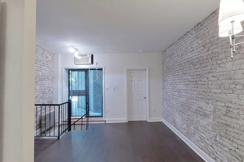 151 West 82nd Street, photo 4