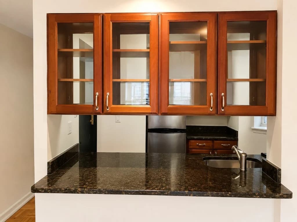 367 West 48th Street, photo 3