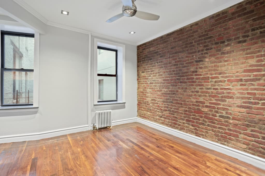 432 East 13th Street, photo 2