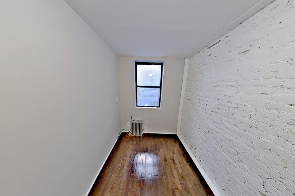 151 Rivington St, photo 3
