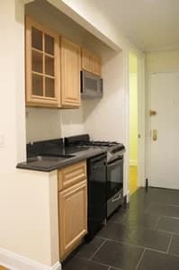 120 Christopher Street, photo 5