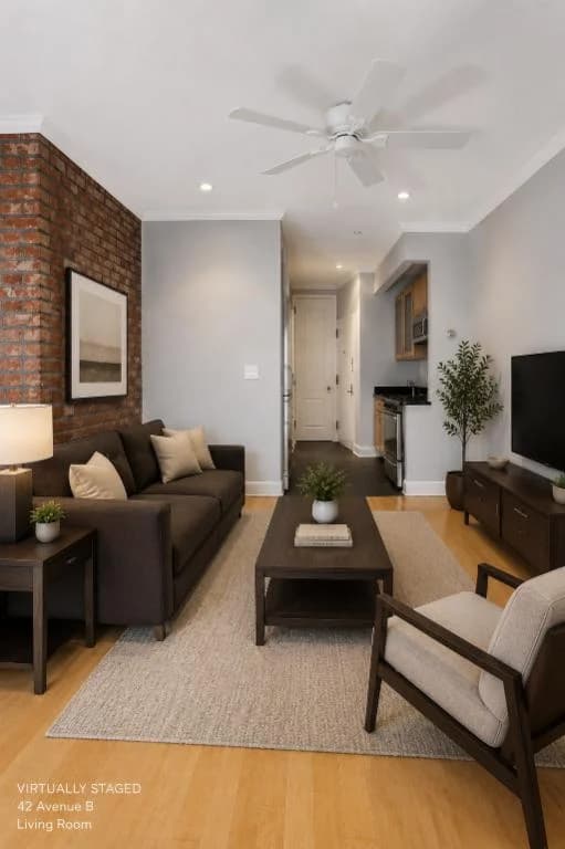 42 Avenue B, photo 5