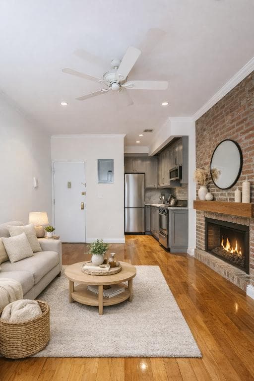 44 AVENUE B, photo 2