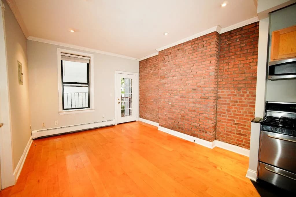 3 Bed apartment at 42 Avenue B, Unit 6-3R, East Village, photo 1 of 9