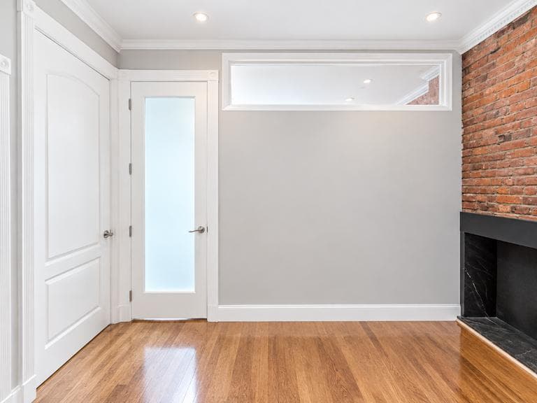 3 Bed apartment at 42 Avenue B, Unit 6-3R, East Village, photo 1 of 11