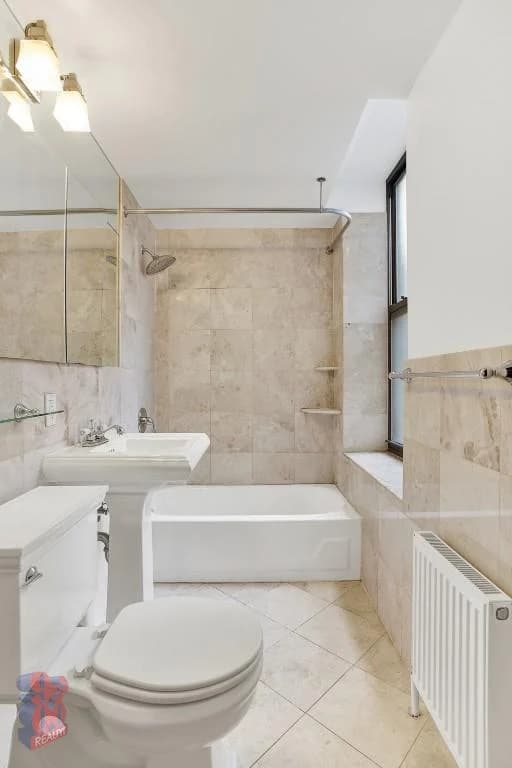 450 West 50th Street, photo 3