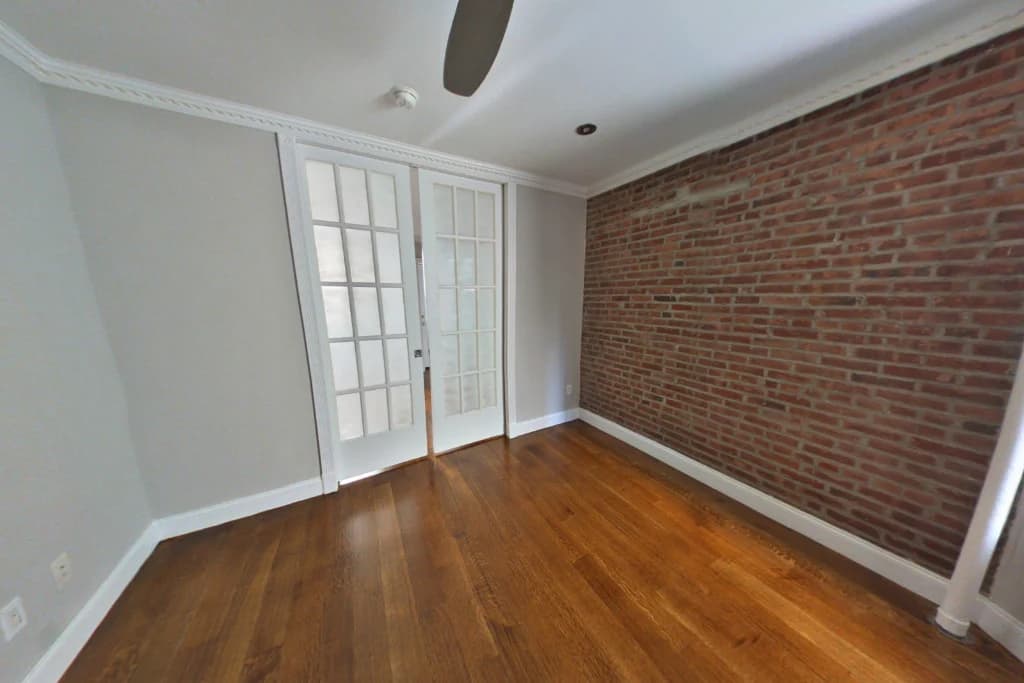 221 East 23rd Street, photo 2