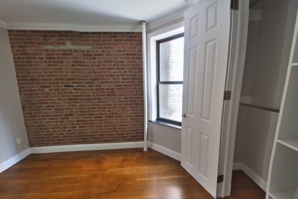 221 East 23rd Street