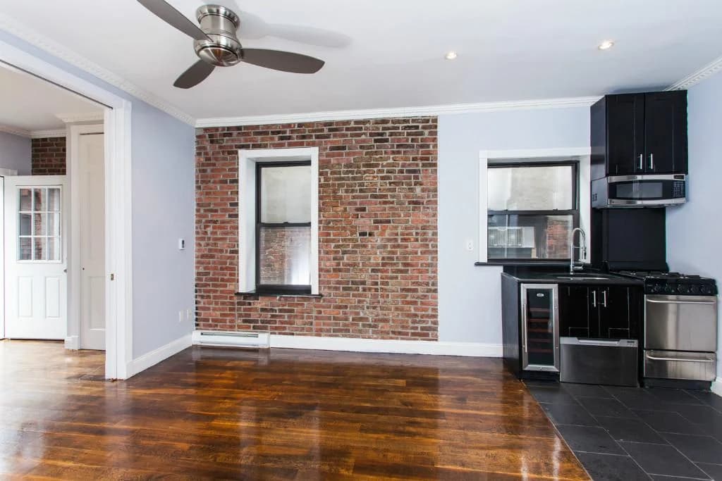 434 West 52nd Street, photo 5