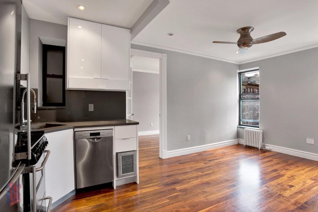 3 Bed apartment at 1590 Lexington Avenue, Unit 18, Harlem, photo 1 of 6