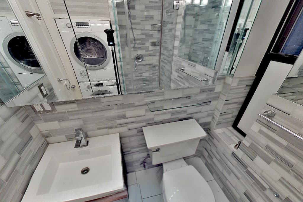 325 E 5TH ST., photo 4