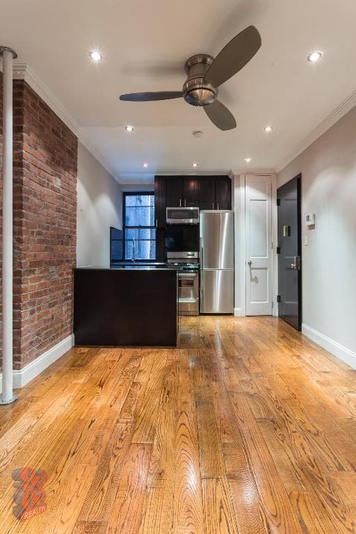 3 Bed apartment at 438 West 52nd Street, Unit 7C, Hell's Kitchen, photo 1 of 8