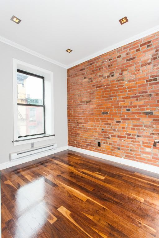 232 Elizabeth Street, photo 2