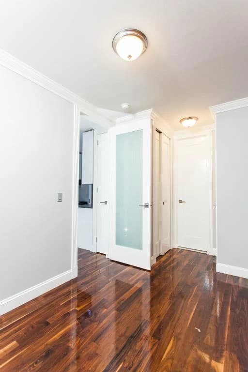 250 E 50th St