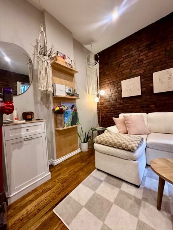 57 Thompson Street, photo 2