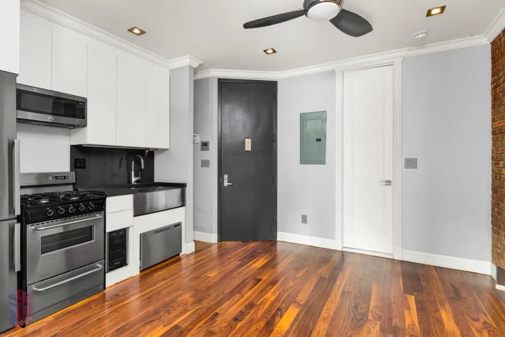 16 East 116th Street, photo 4
