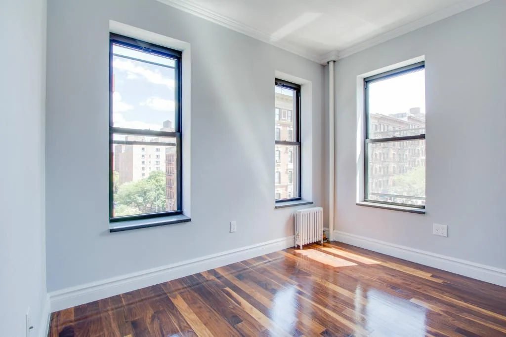334 East 6th Street, photo 5