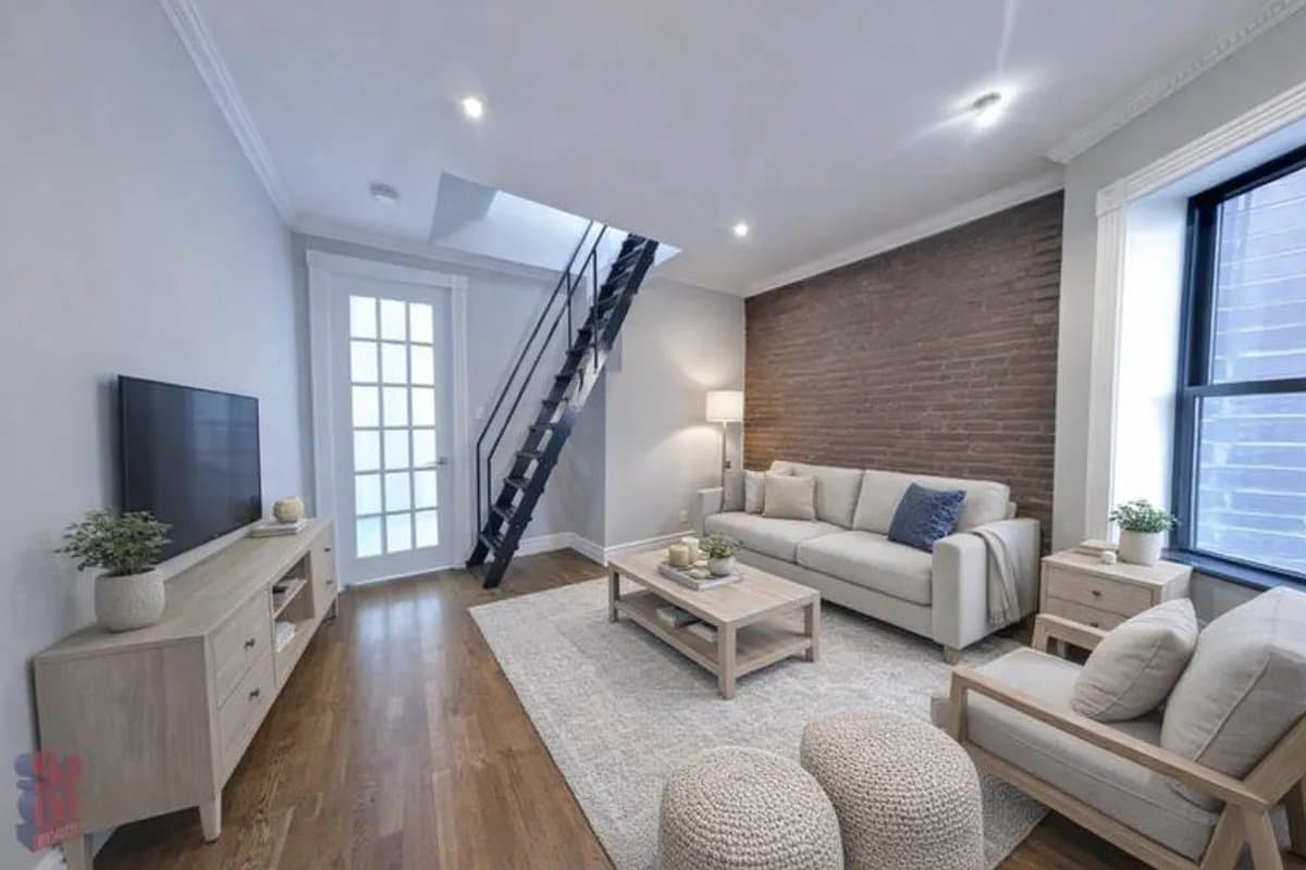 2 Bed apartment at 221 East 23rd Street, Unit 18, Kips Bay, photo 1 of 3
