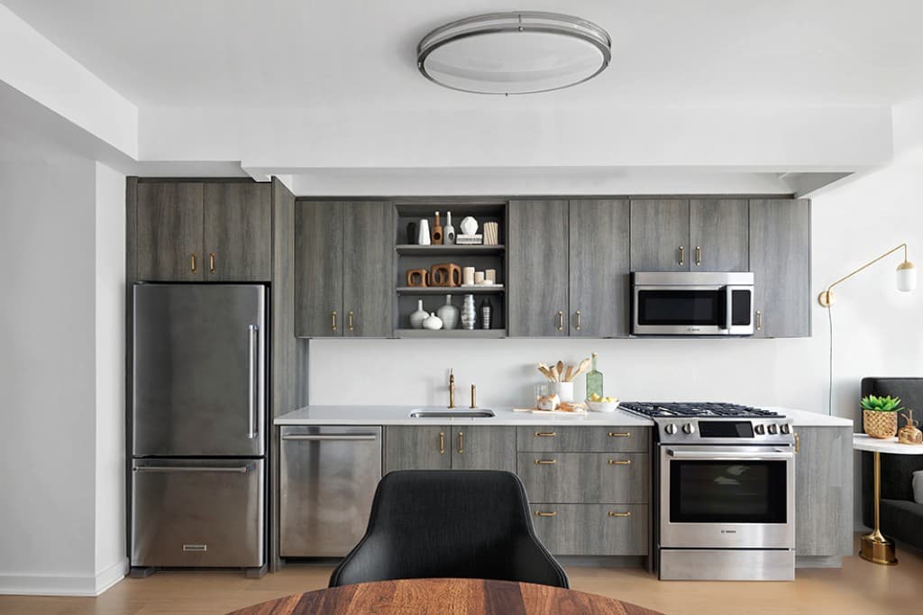 Studio apartment at 515 West 38th Street, Unit 30D, Hudson Yards, photo 1 of 12