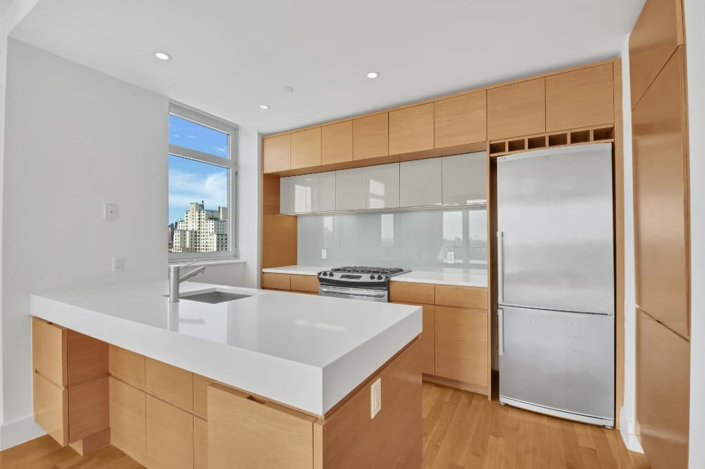 1 bed apartment at 150 Fourth Avenue, Unit 11G, Park Slope, photo 1 of 16