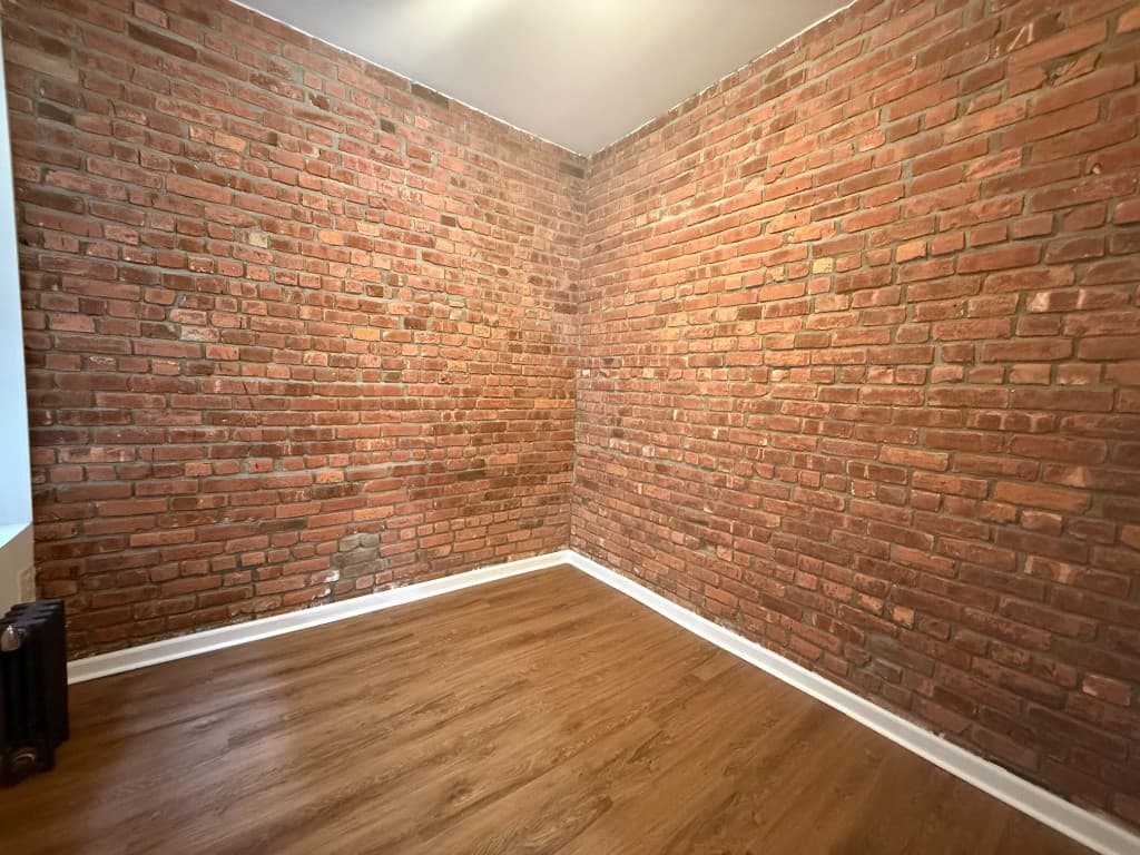 1 bed apartment at 329 Union Street, Unit 1E, Carroll Gardens, photo 5 of 5