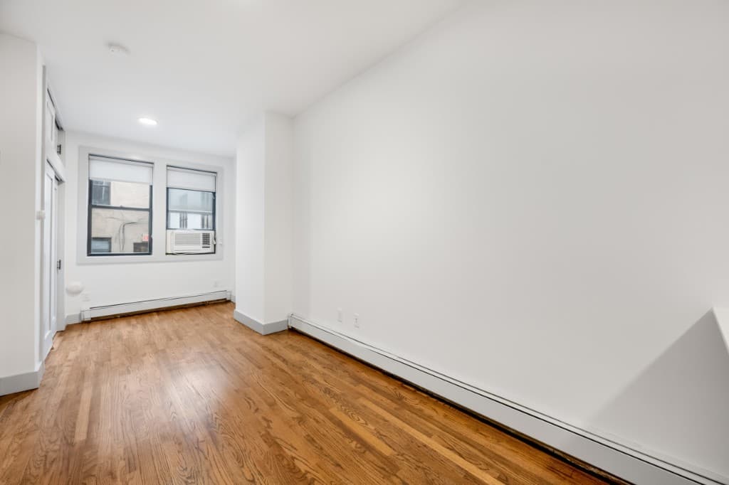 Studio apartment at 68 North 8th St., Unit 1LR, Williamsburg, photo 4 of 7