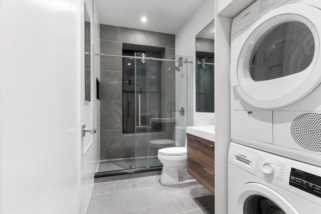 3 bed apartment at 503 West 22nd Street, Unit 3W, Chelsea, photo 8 of 10