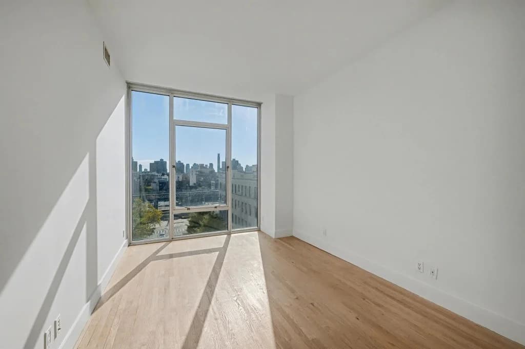 Studio apartment at 185 South 4th Street, Unit 5D, Williamsburg, photo 3 of 10