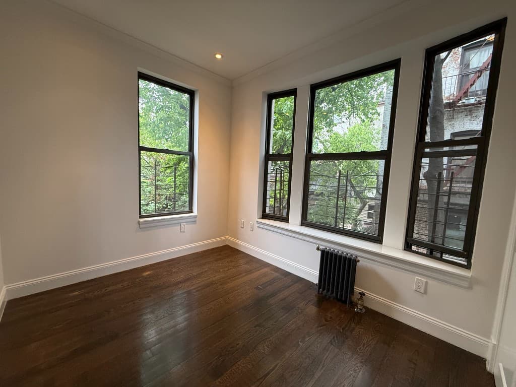 4 bed apartment at 358 11th Street, Unit 3, Park Slope, photo 4 of 9