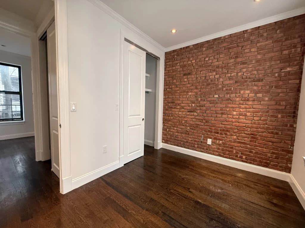 4 bed apartment at 358 11th Street, Unit 3, Park Slope, photo 6 of 9