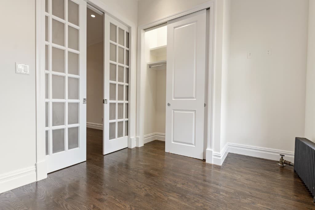 1 bed apartment at 42 Sidney Place, Unit 8, Brooklyn Heights, photo 5 of 6