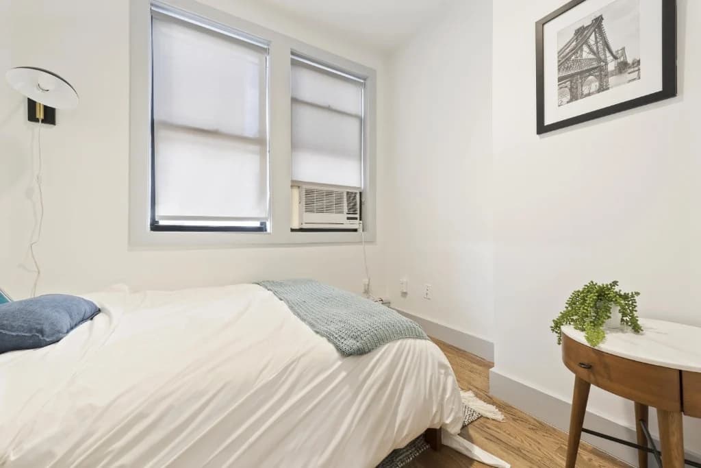 1 bed apartment at 68 North 8th St., Unit 2RR, Williamsburg, photo 5 of 7