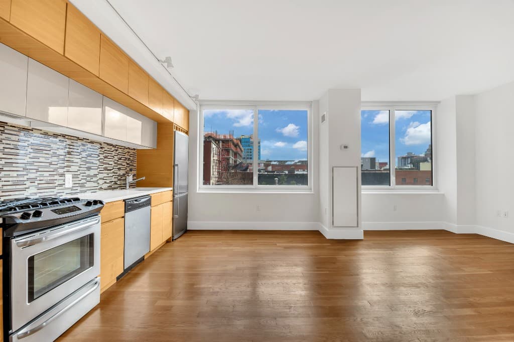 Studio apartment at 150 Fourth Avenue, Unit 3J, Park Slope, photo 2 of 14