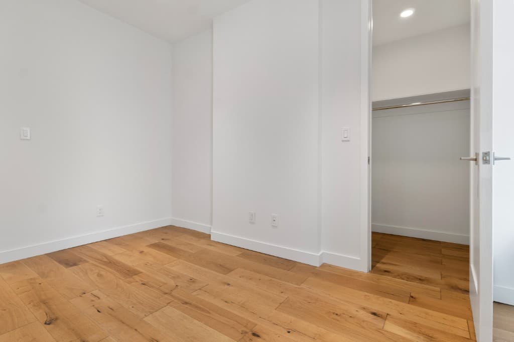 2 bed apartment at 205 Tenth Avenue, Unit 2S, Chelsea, photo 7 of 11