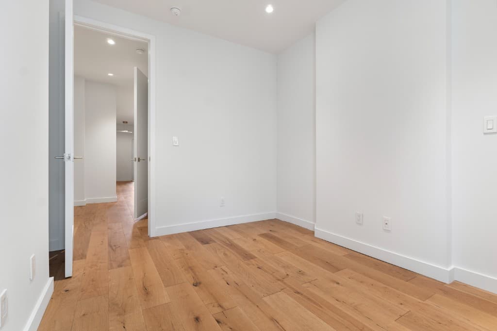 2 bed apartment at 205 Tenth Avenue, Unit 2S, Chelsea, photo 8 of 11