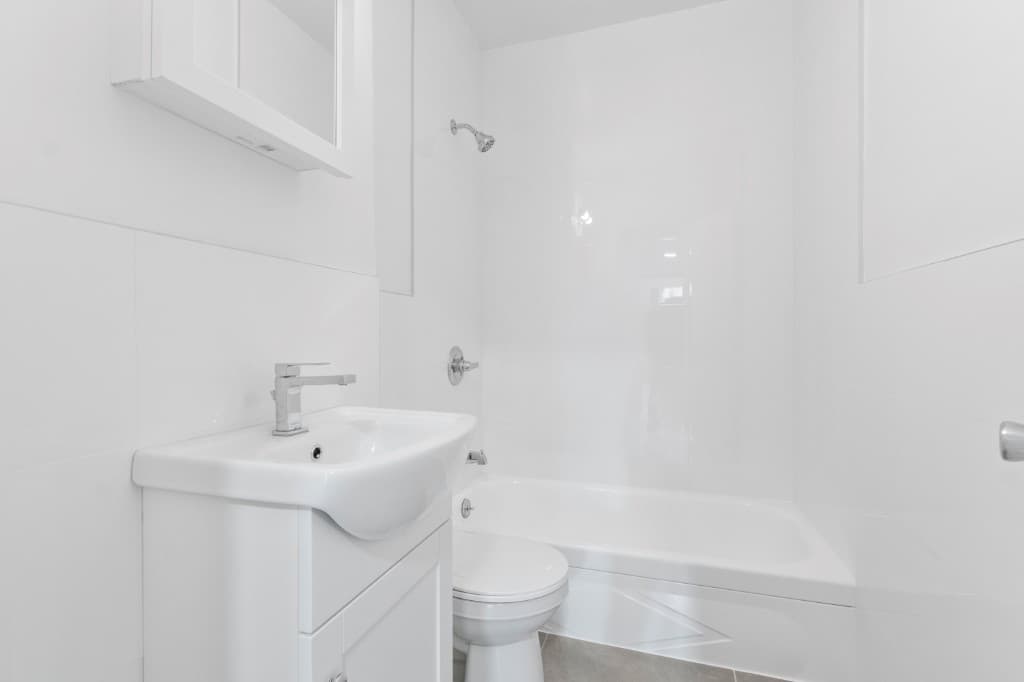 1 bed apartment at 308 West 82nd Street, Unit 9C, Upper West Side, photo 6 of 8