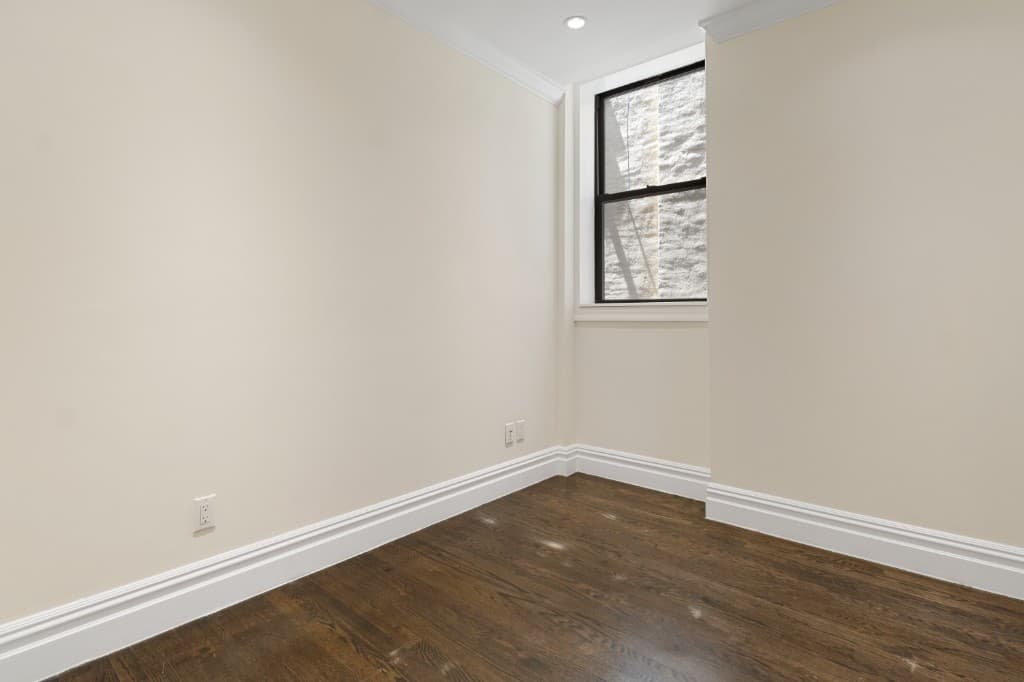 3 bed apartment at 350 East 13th Street, Unit 6, East Village, photo 6 of 10