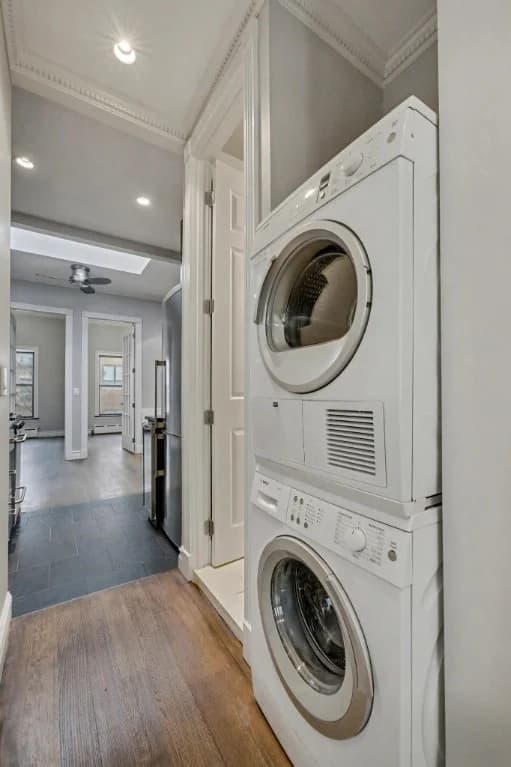 4 bed apartment at 420 W 51st ST, Unit 5, Hell's Kitchen, photo 10 of 12