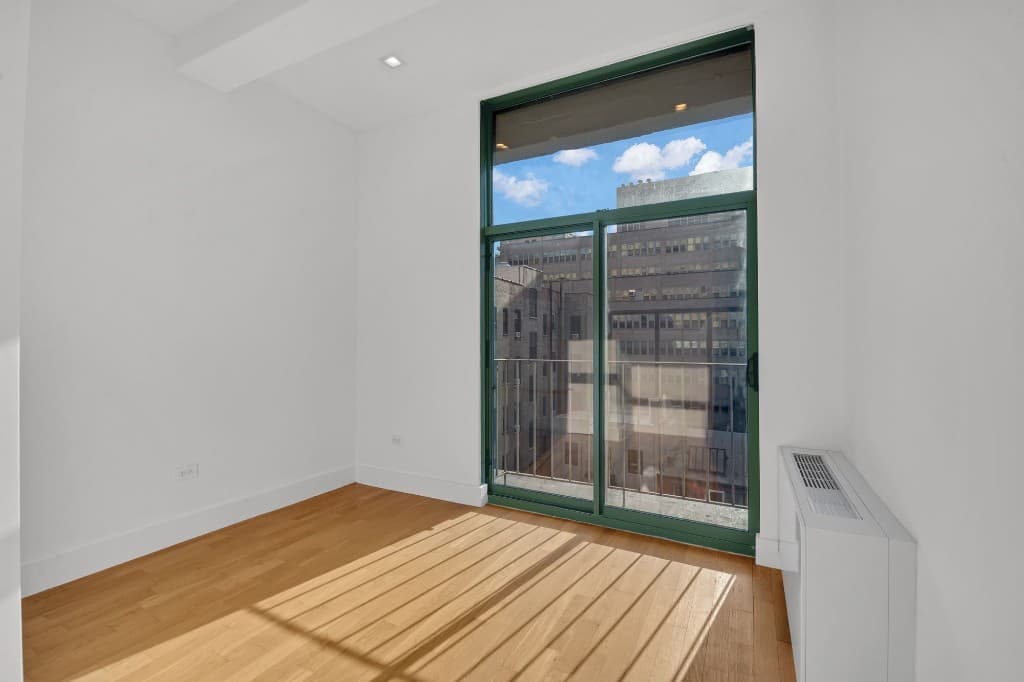 2 bed apartment at 220 East 22nd Street, Unit 6D, Gramercy Park, photo 3 of 10