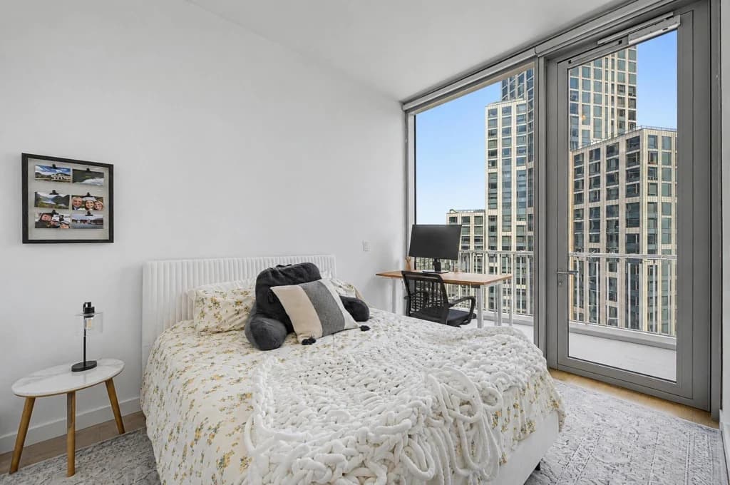 3 bed apartment at 430 Albee Square, Unit 28B, Downtown Brooklyn, photo 8 of 19