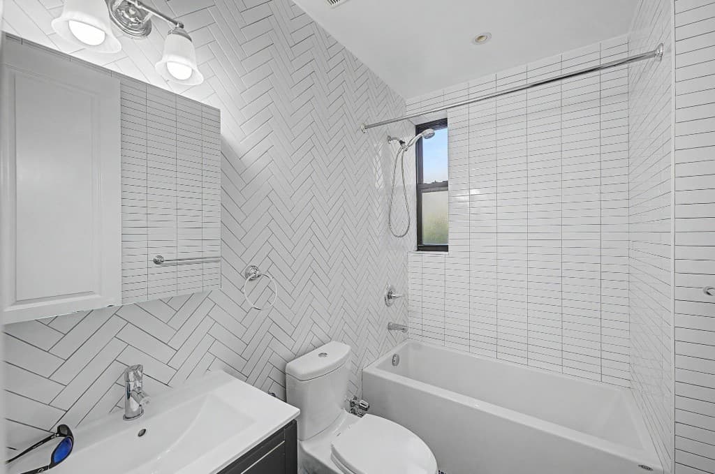 5 bed apartment at 329 Union Street, Unit 1C, Carroll Gardens, photo 12 of 18