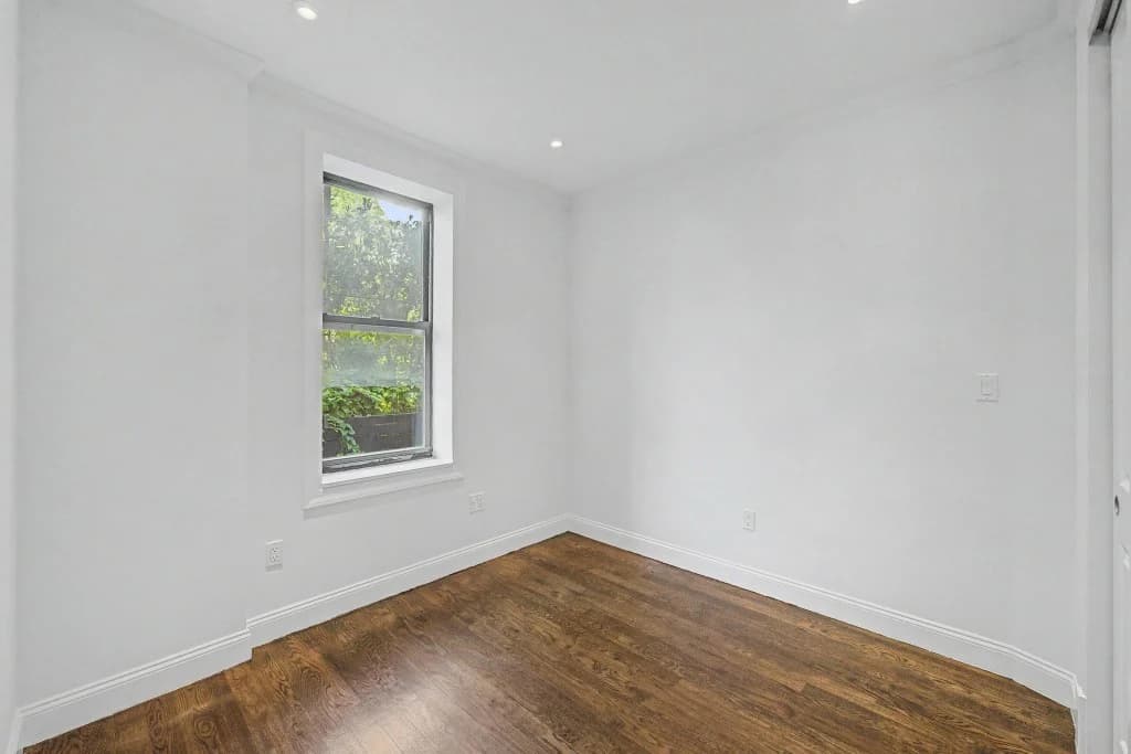 5 bed apartment at 329 Union Street, Unit 1C, Carroll Gardens, photo 7 of 18