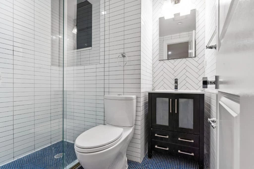 4 bed apartment at 358 11th Street, Unit 7, Park Slope, photo 9 of 12