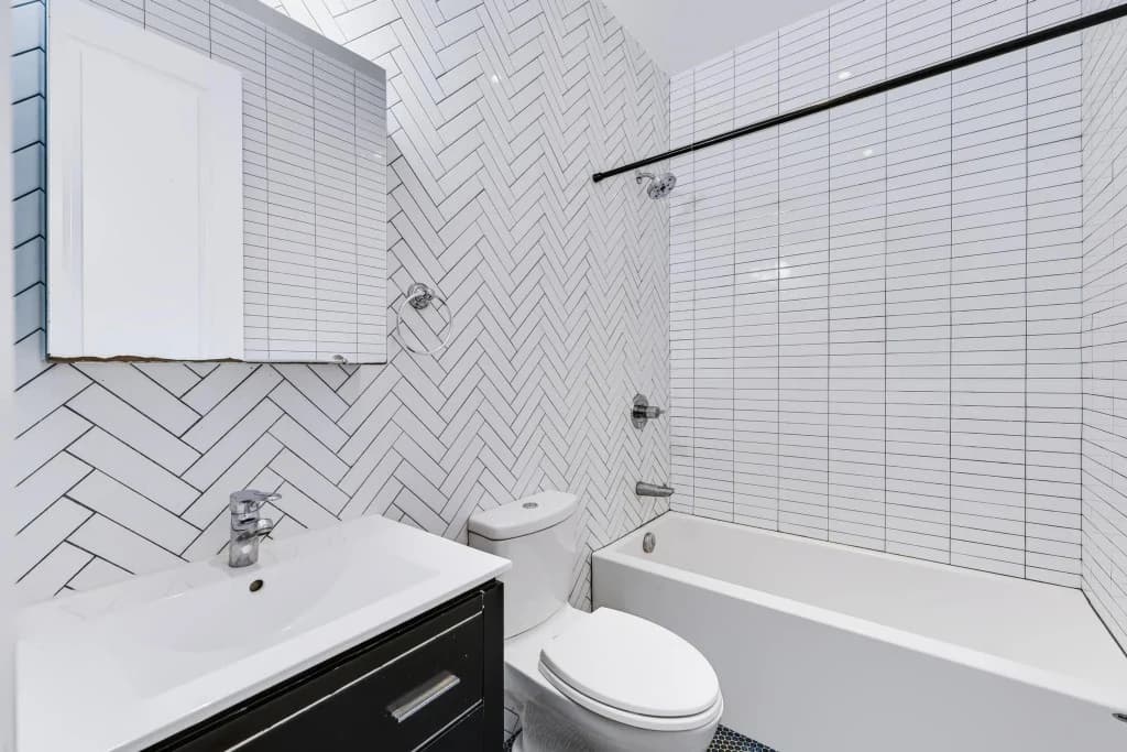 4 bed apartment at 358 11th Street, Unit 7, Park Slope, photo 10 of 12