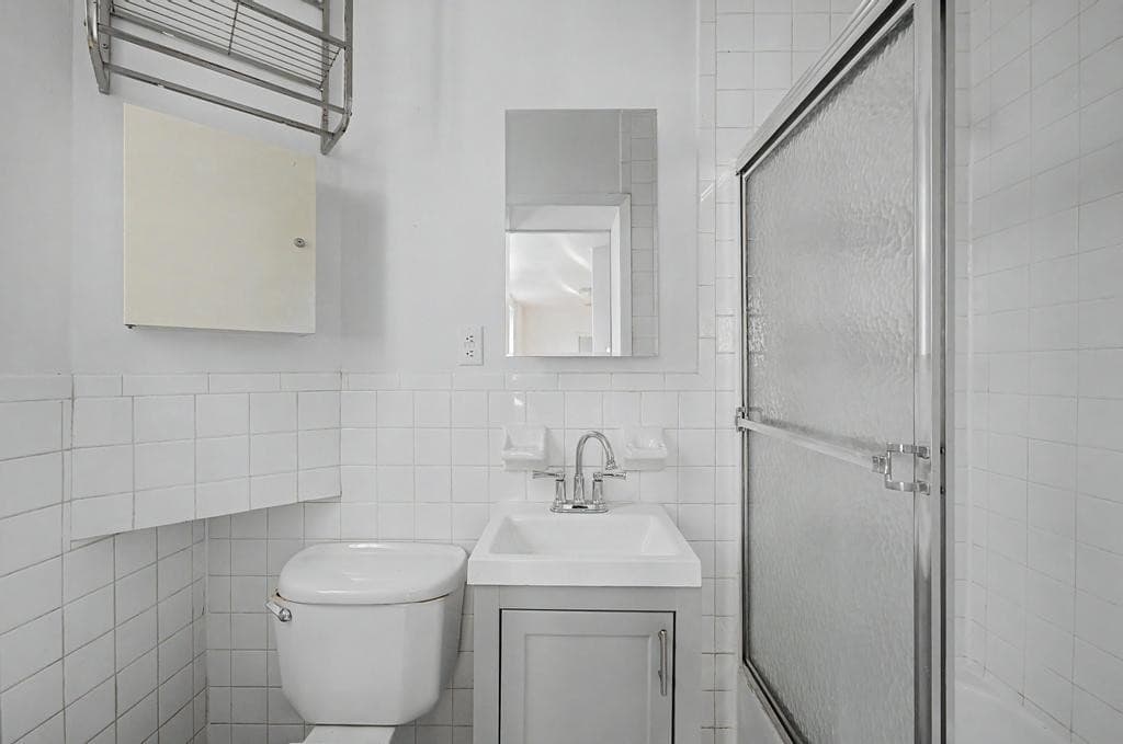 1 bed apartment at 53 Second Avenue, Unit 4B, East Village, photo 8 of 9