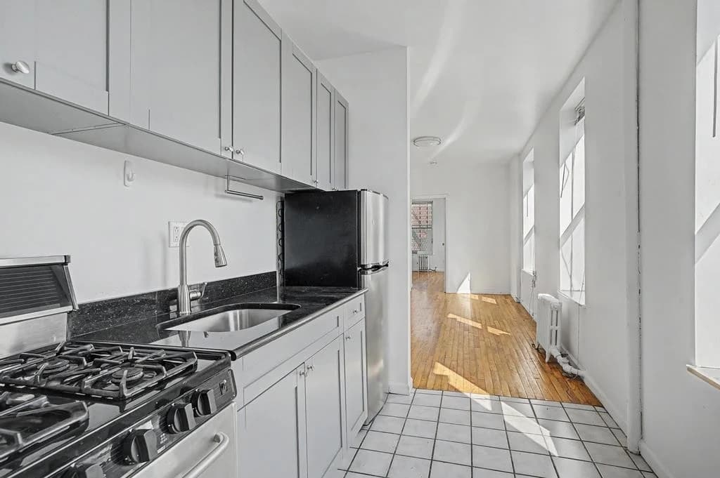 1 bed apartment at 53 Second Avenue, Unit 4B, East Village, photo 1 of 9