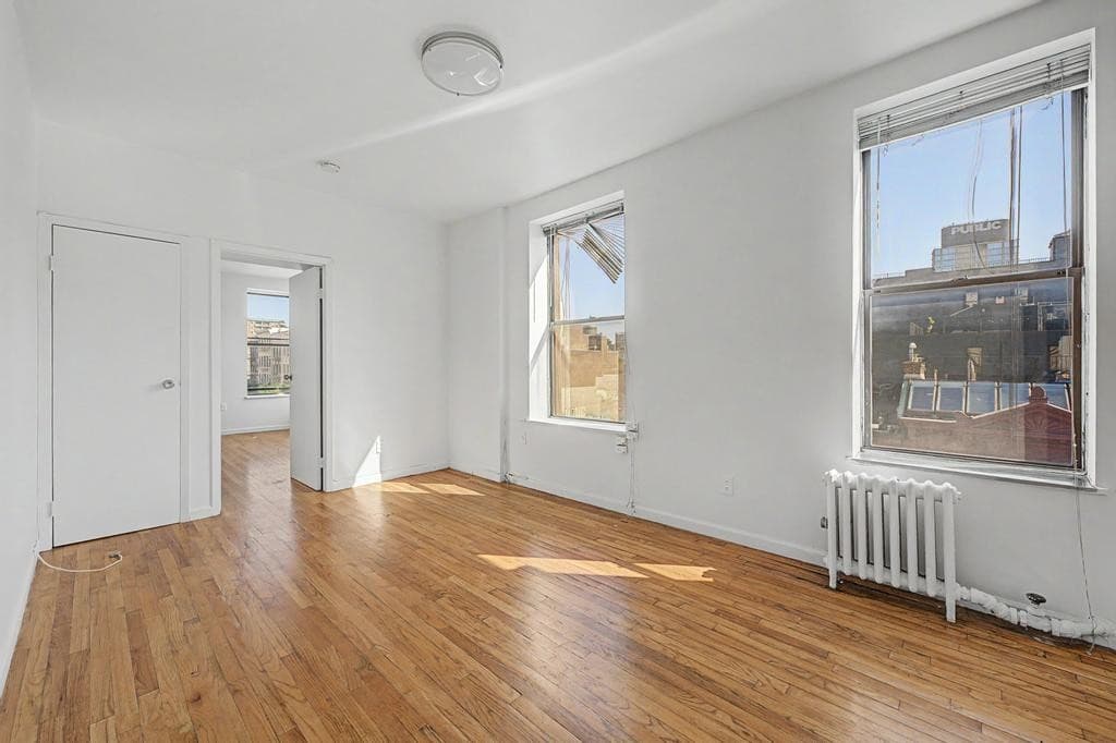 1 bed apartment at 53 Second Avenue, Unit 4B, East Village, photo 2 of 9