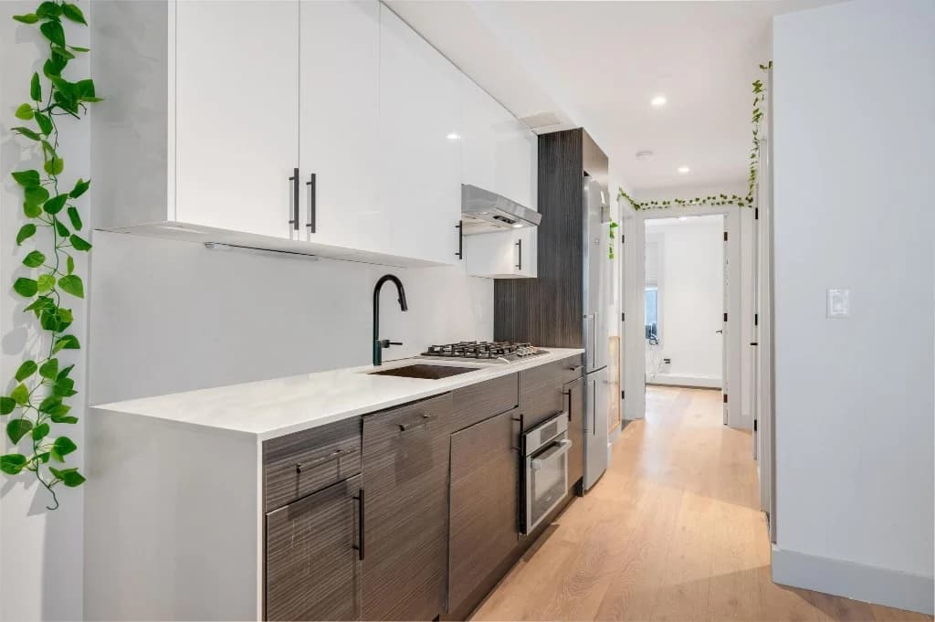 3 bed apartment at 68 North 8th St., Unit 2F, Williamsburg, photo 1 of 10