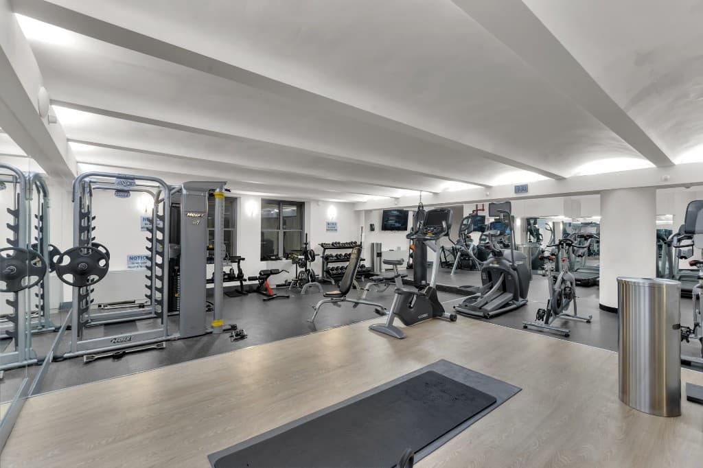 1 bed apartment at 210 East 22nd Street, Unit 5K, Gramercy Park, photo 6 of 10